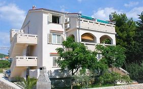 Apartments Vrtlici