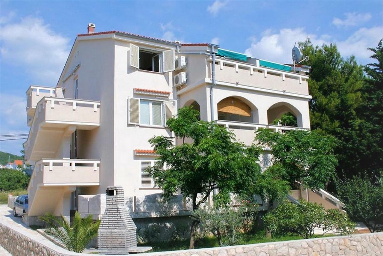 Apartments Vrtlici Stara Novalja Exteriér fotografie