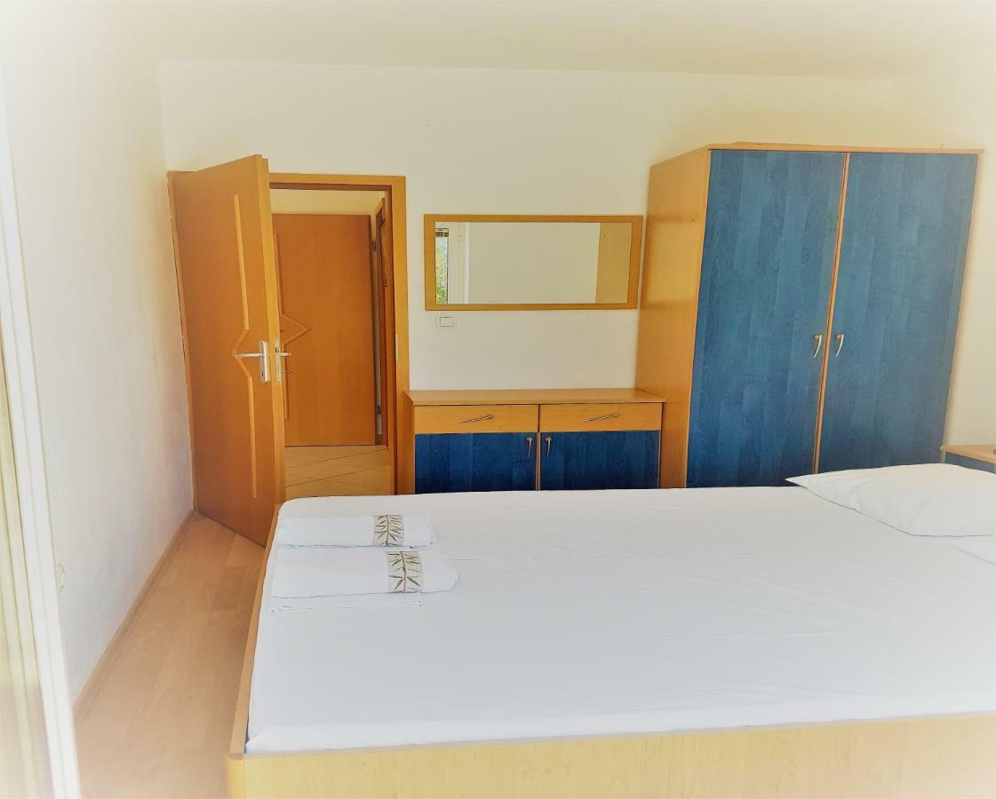 Apartments Vrtlici Stara Novalja Exteriér fotografie